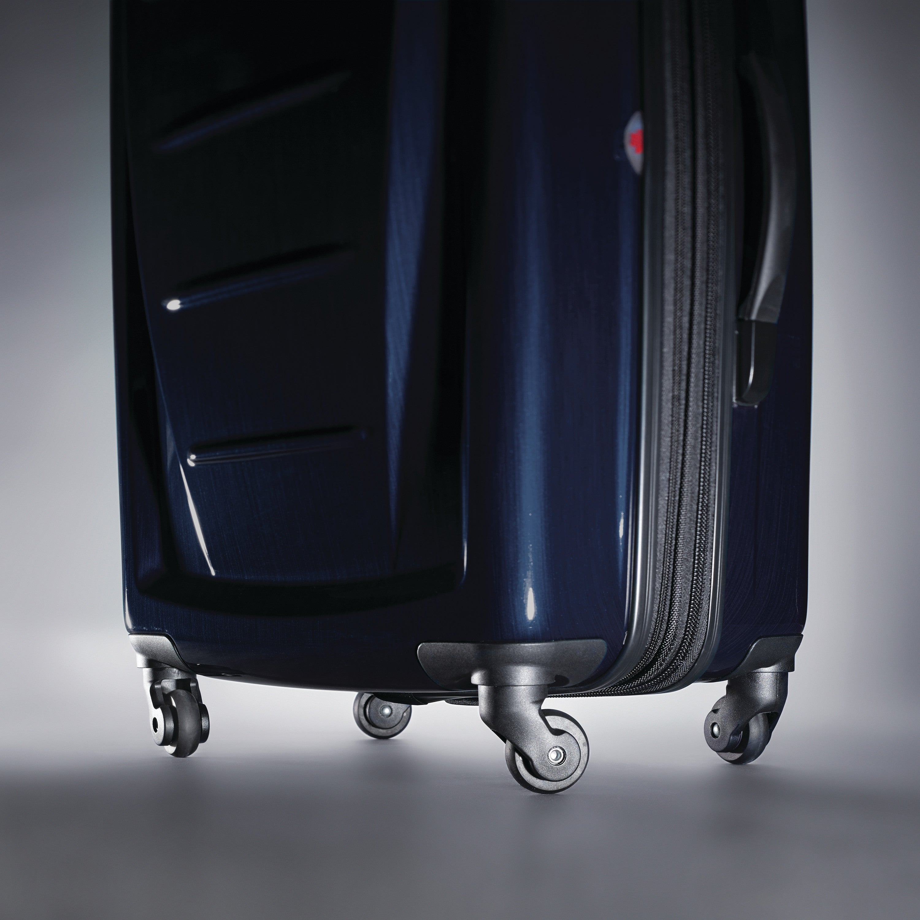 Samsonite winfield 2025 2 dimensions