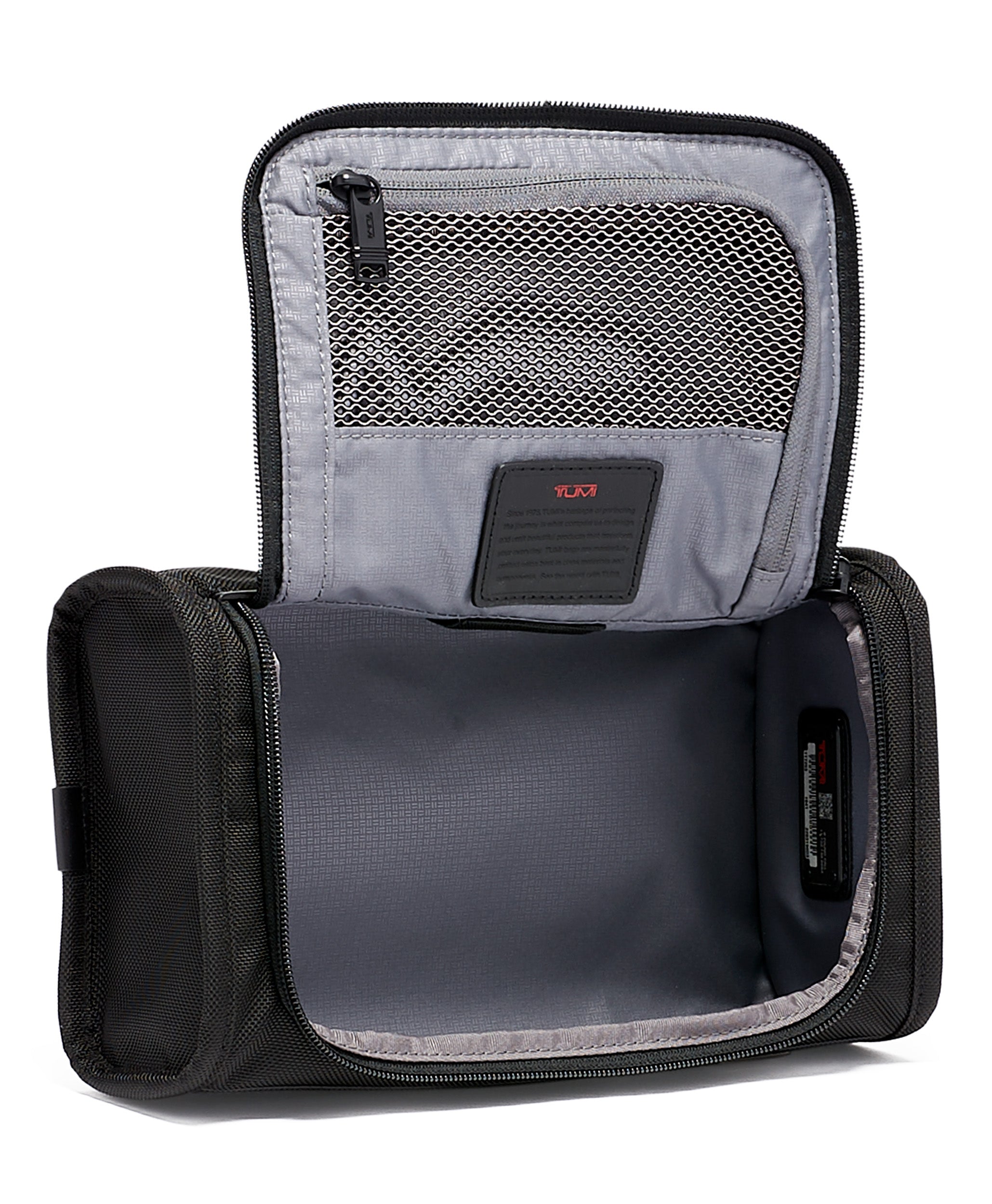 Tumi ALPHA BRAVO RESPONSE TRAVEL KIT