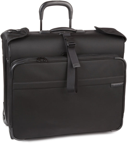 Briggs & Riley Baseline 21-inch Wheeled Carry-on Garment Bag in