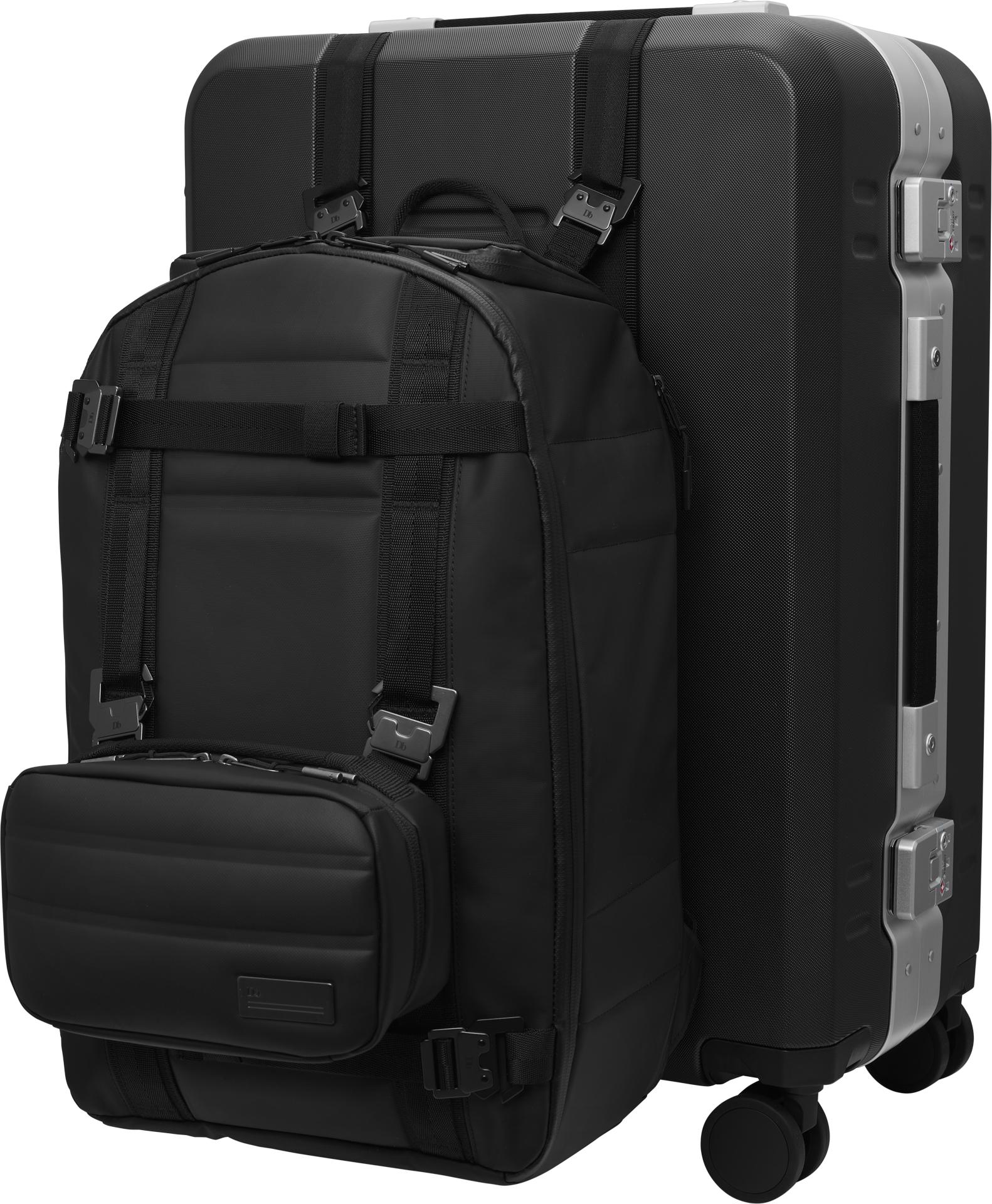 D_b_ Ramverk Pro Check-in Luggage Medium – Luggage Online